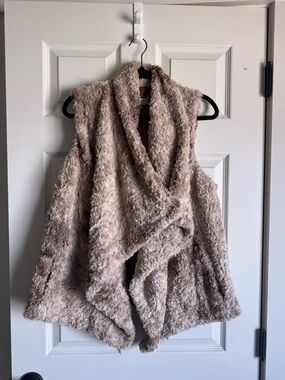 Jolt Faux Fur Vest
